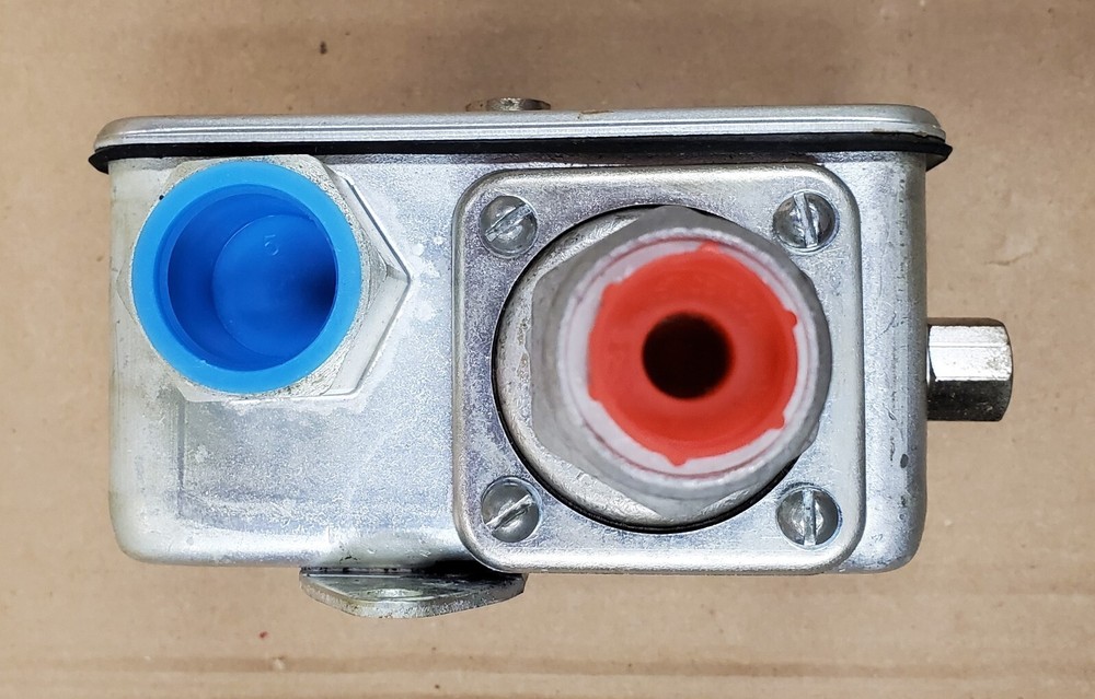 Detroit Switch Inc. Pressure Control Switch 60-900 PSI