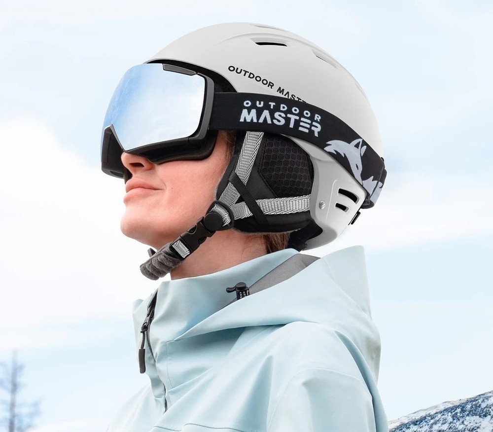OUTDOOR MASTER KELVIN 2 Ski Helmet (Medium)