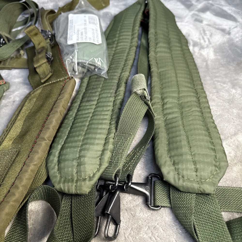 Military surplus bundle, Alice straps, backpack strap, strap, cage assembly Etc.