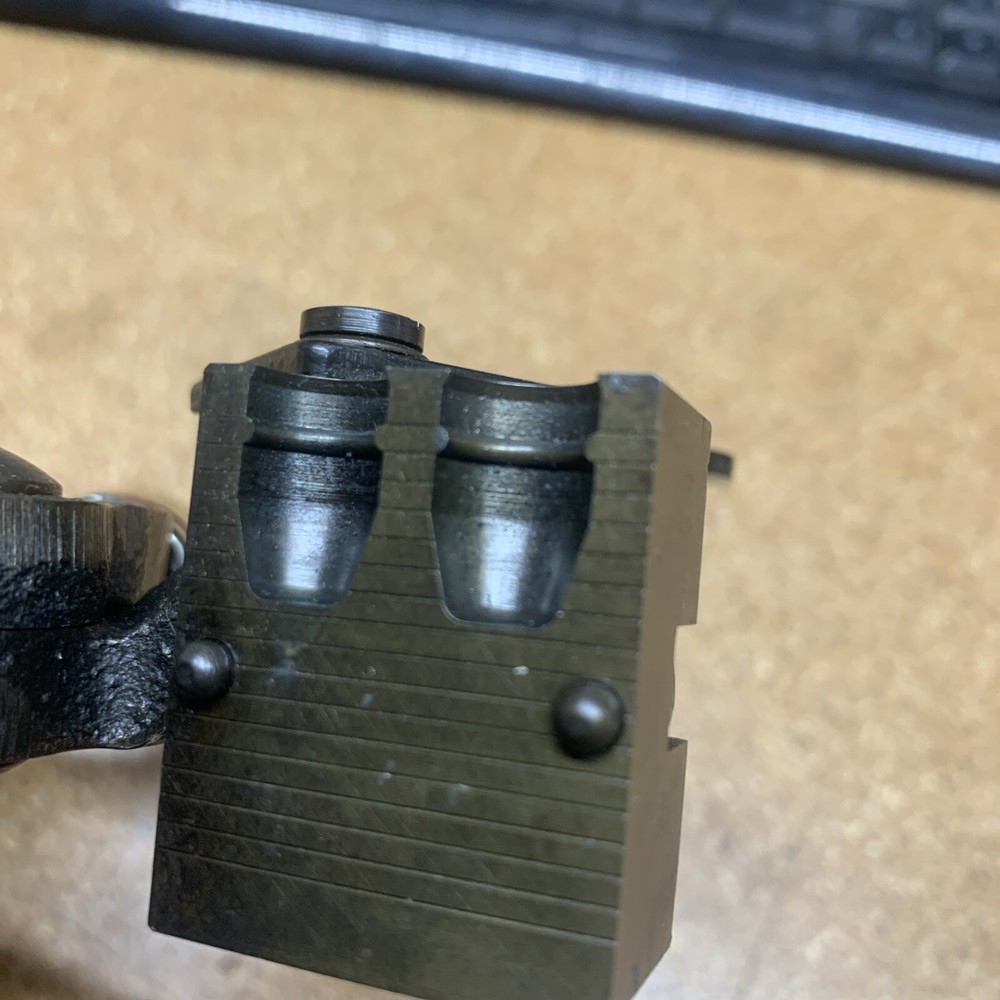 Lyman 401638 Double Cavity Mold
