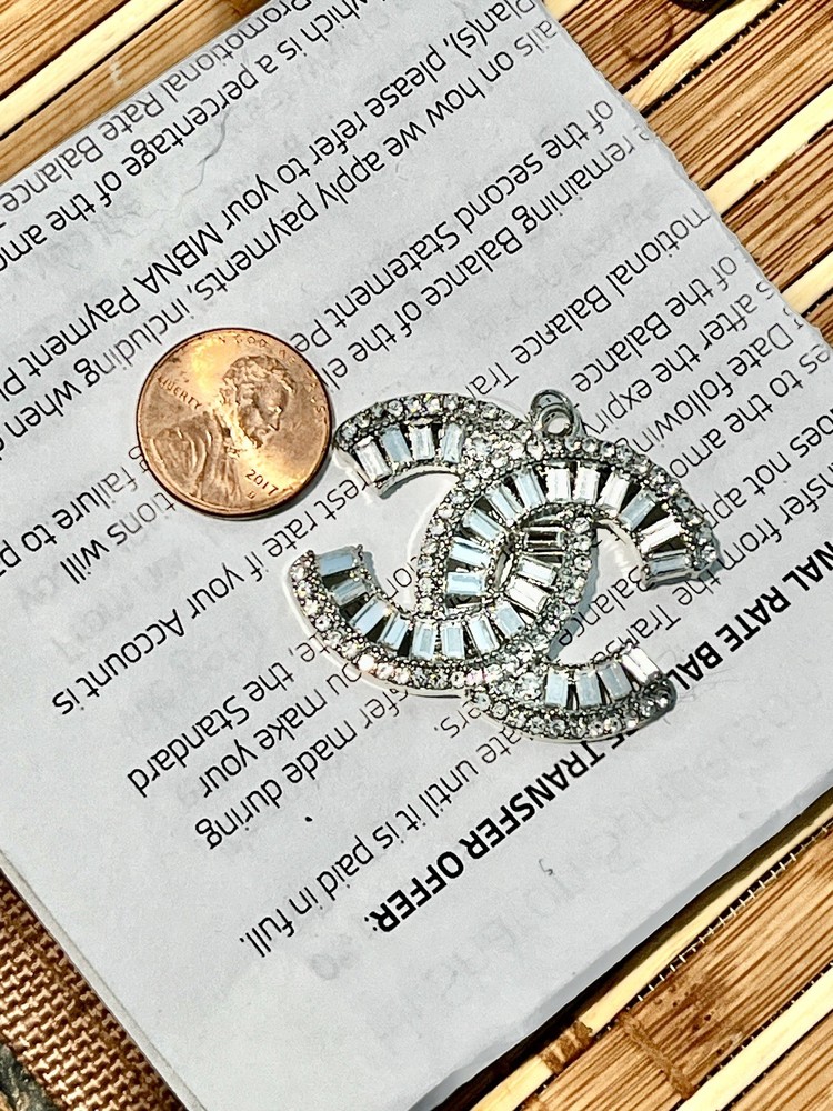 Chanel XL crystal lot buttons zip pull 42mm