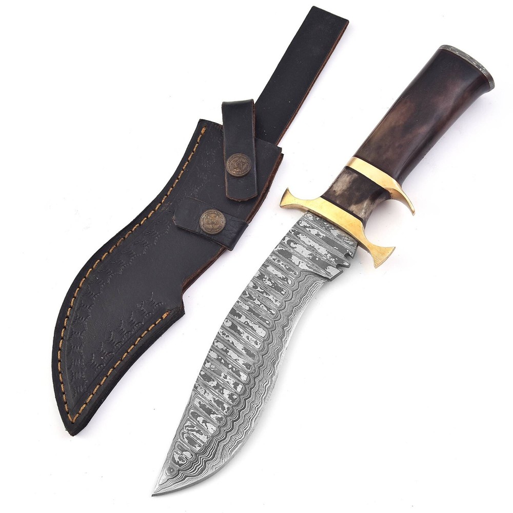 Damascus Fixed Blade Hunting Knife 200 Layers W/ Leather Sheath Black Bone Sharp
