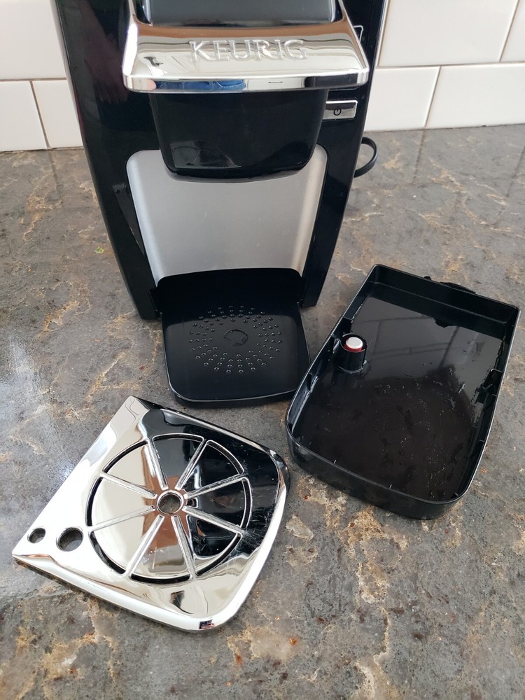 Keurig B31 Coffee Machine Retractable Cord Single Cup Mini Space Saver