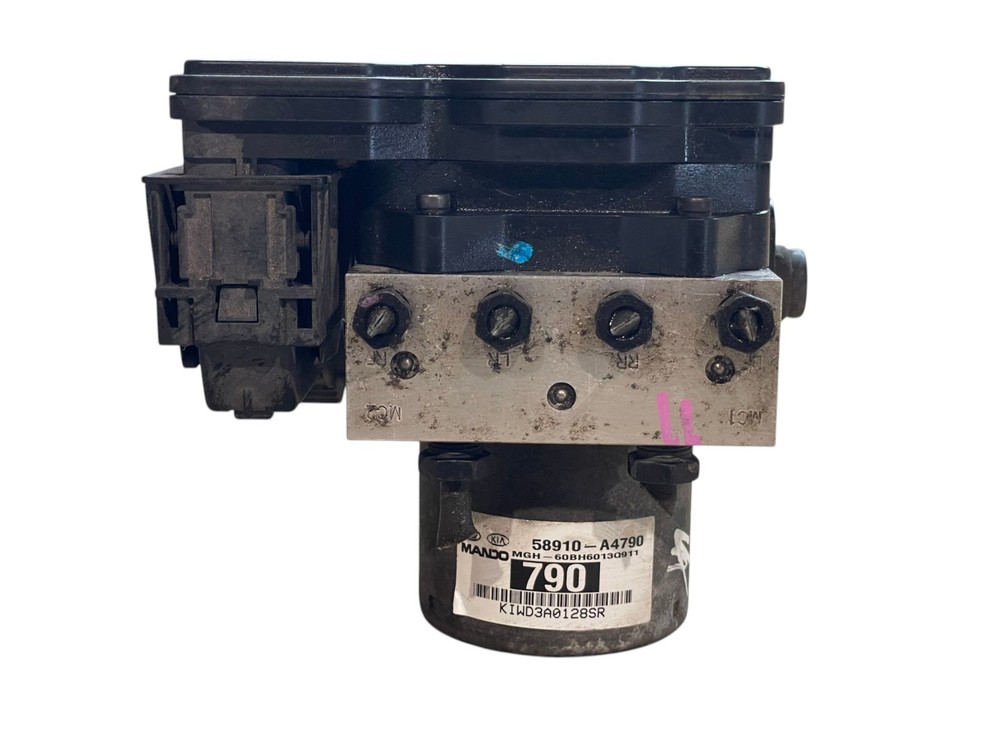 KIA CARENS MK3 ABS PUMP ABS CONTROL MODULE 58910-A4790