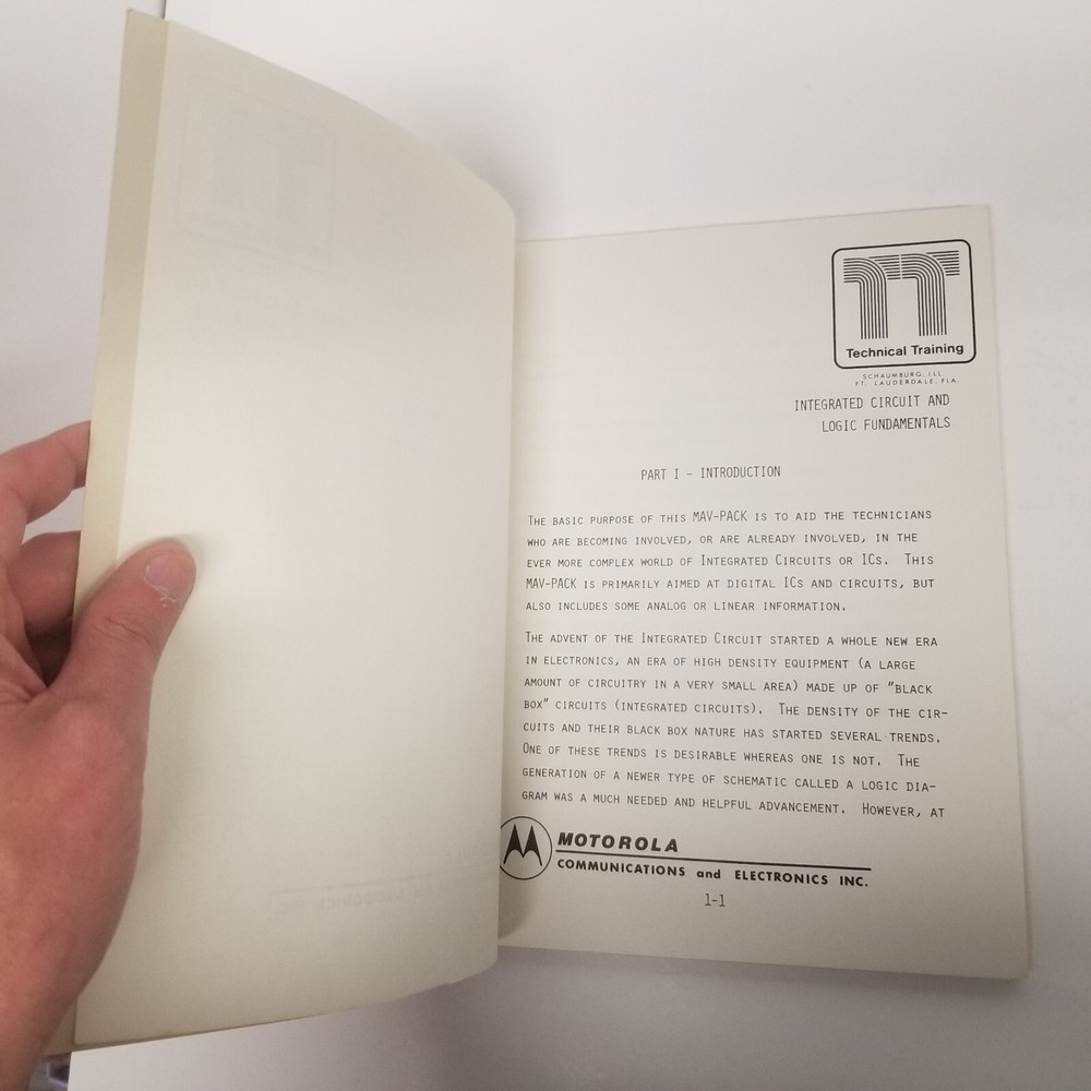 Vintage Motorola MAV-PACK Technical Training Manual, Integrated Circuits & Logic