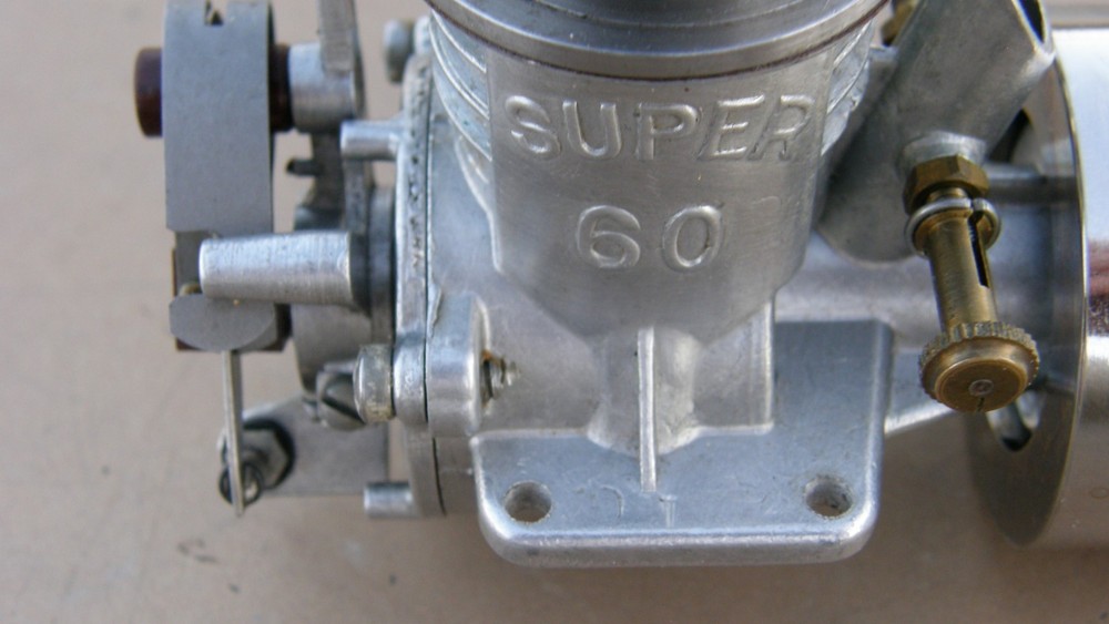 OK 60 TORONADO RACEWAY TETHER CAR / MARINE Spark Ignition Model Engine