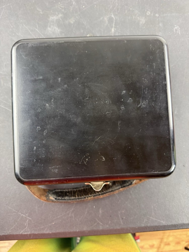 Weston Model 622 Voltmeter Diect Current Bake Lite Fold Out Case Clean