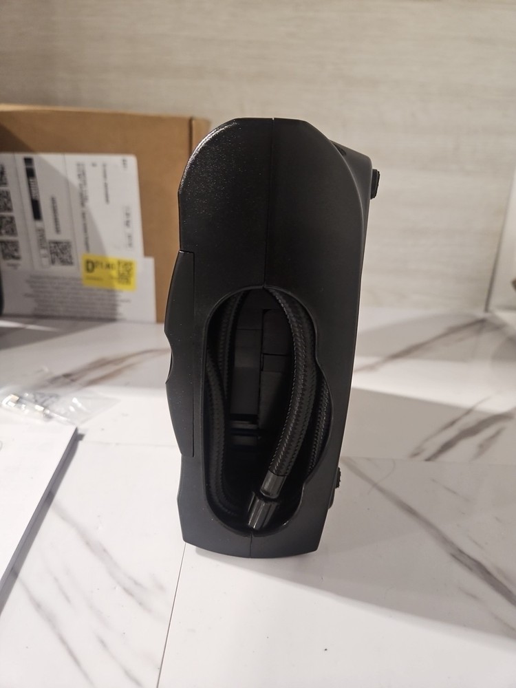 Amazon Basics Portable Air Compressor, 150 PSI, Black