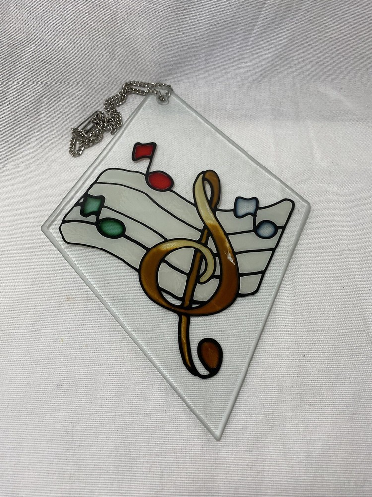 Music Themed Stainglass Suncatcher ￼