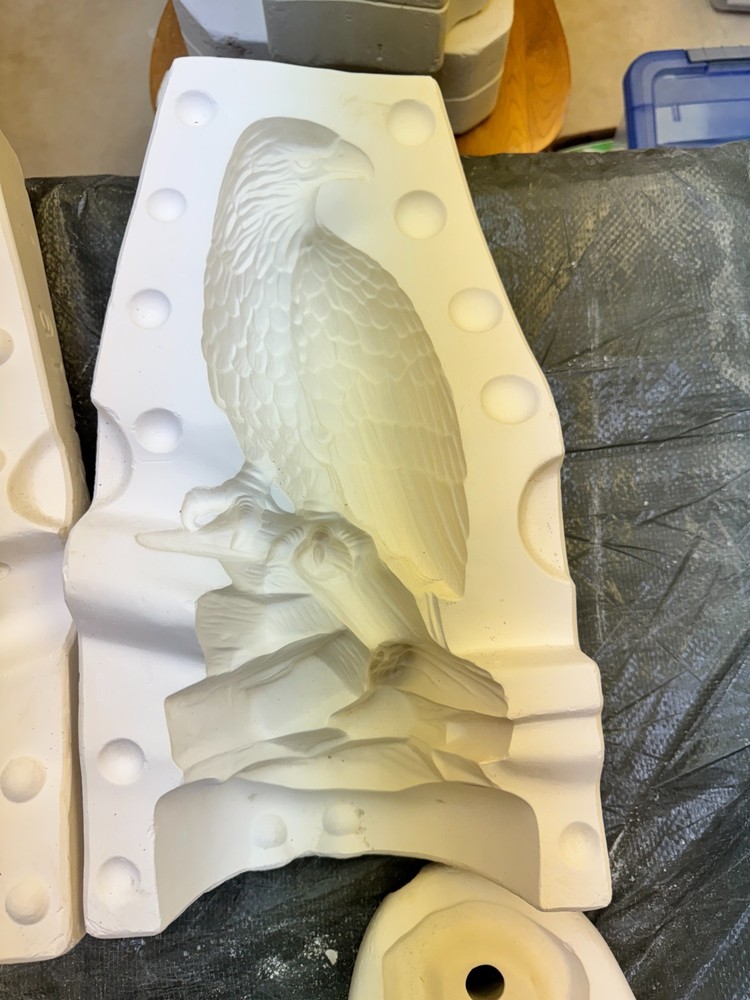 VINTAGE ARNEL'S CERAMIC MOLD #1106/#1128/#1129 EAGLE/EAGLE/BASE