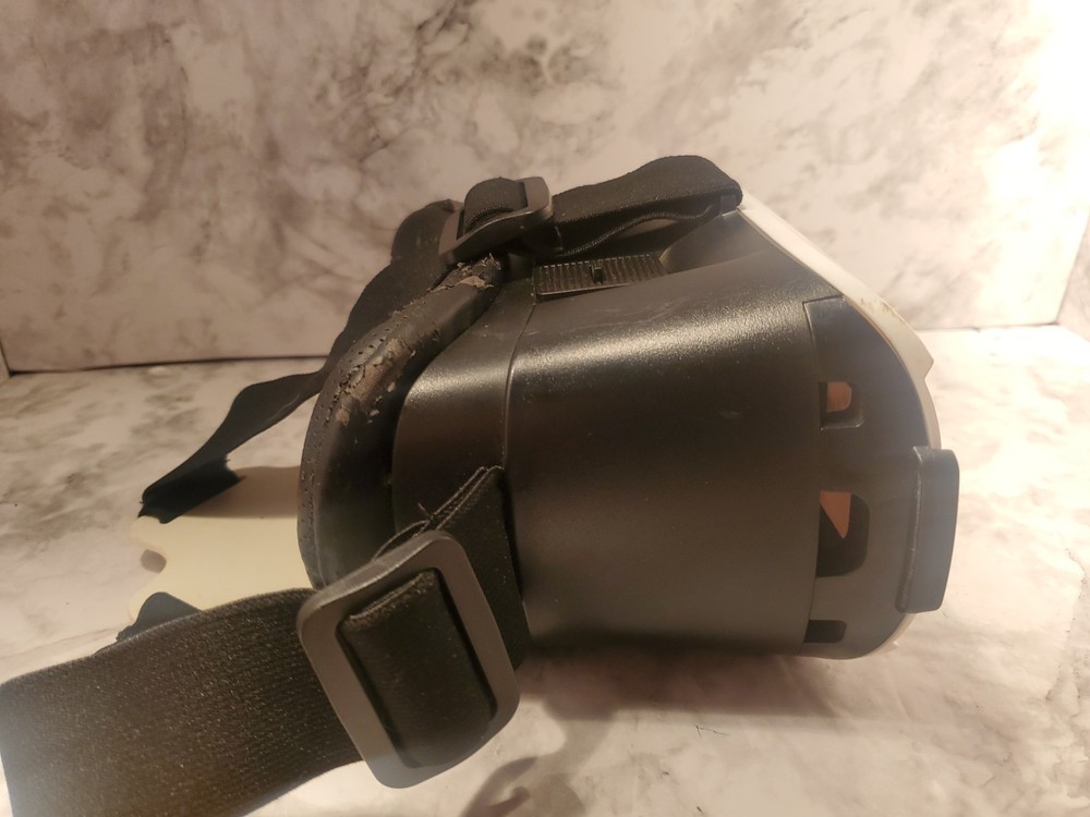 INSTEN VIRTUAL GLASSES