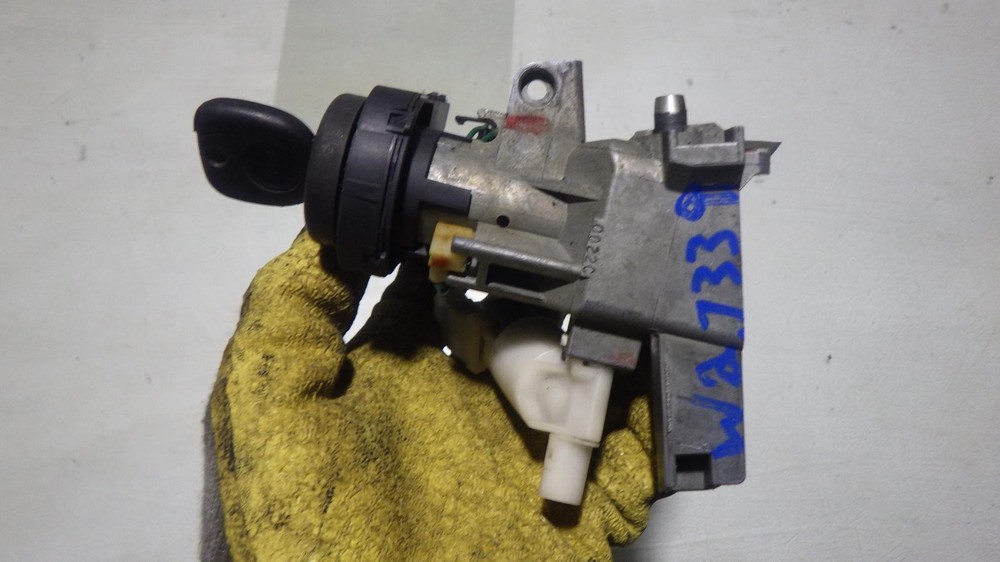 10 CHEVROLET IMPALA Ignition W/Key