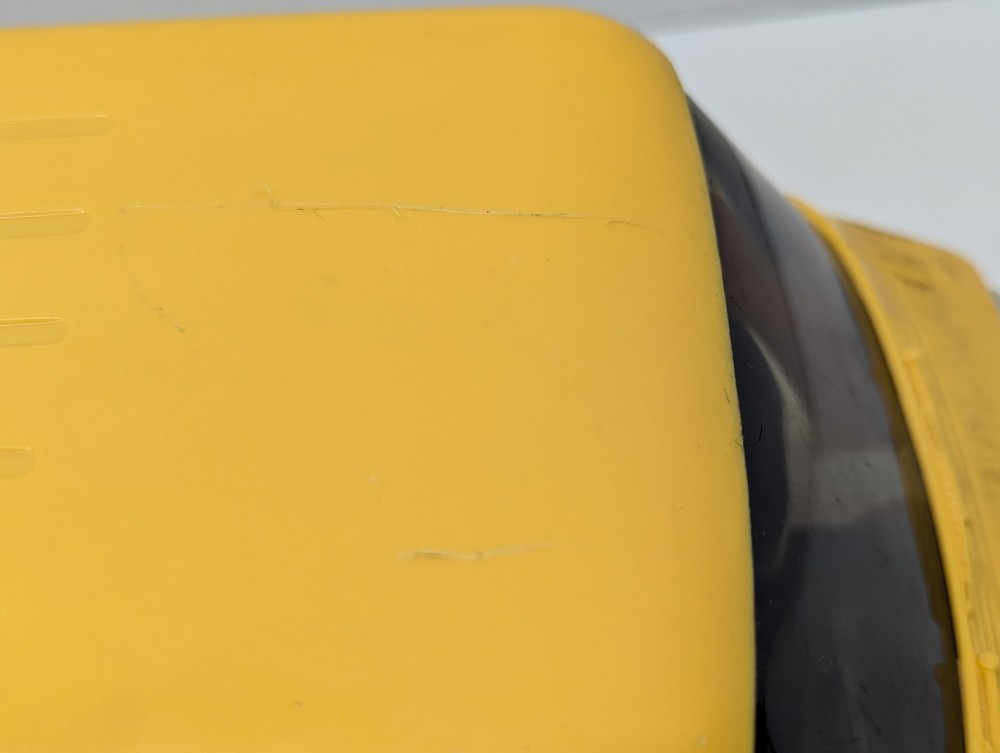 Cox Action Van Vintage 1976