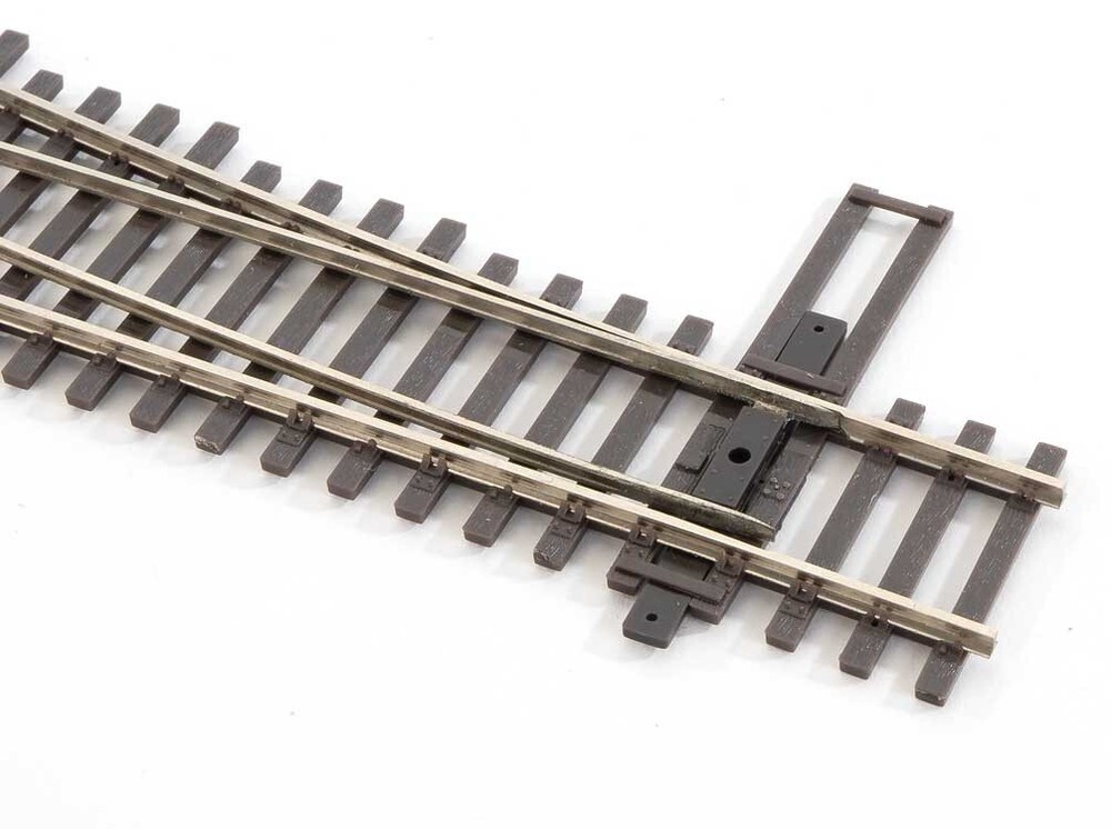 Walthers HO Scale ~ Code 83 Nickel Silver DCC Friendly #5 Turnout Right ~ 83016