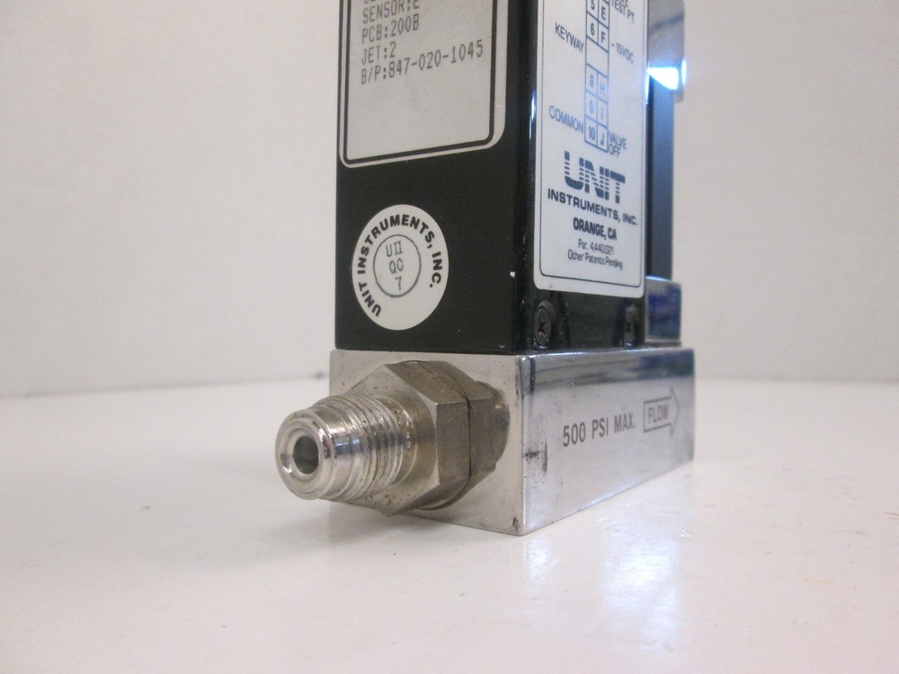 Unit UFC-1020 Mass Flow Controller MFC, SIH4, 200 SCCM