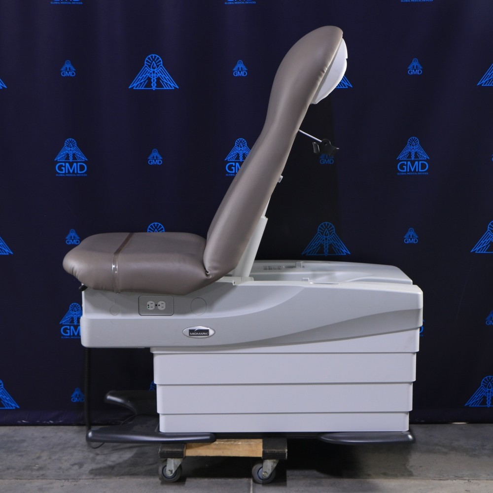 Midmark 626 Medical Exam Table
