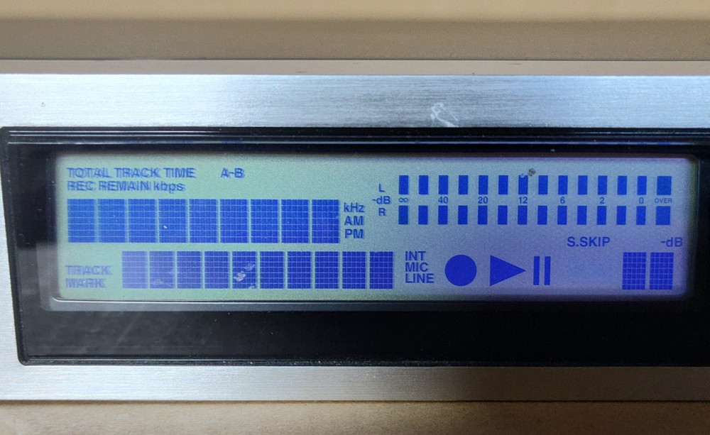 Marantz PMD570 Professional 2 Channel Solid State Audio Recorder Pre-owned