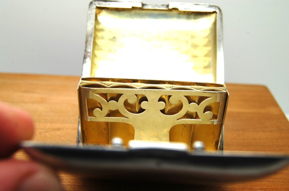 ANTIQUE HAVONE STERLING SILVER CIGARETTE CASE