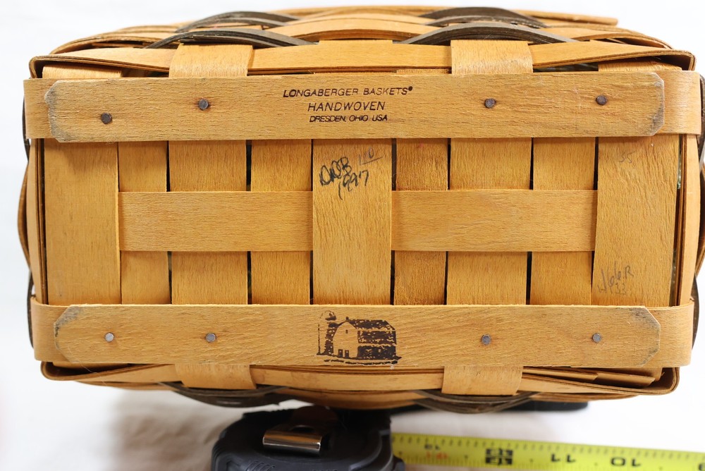 Longabrger Rectangle Basket with handle 10" wide w/ cloth & plastic liners