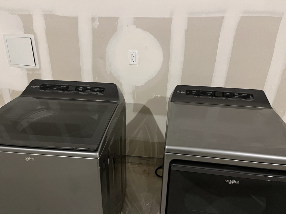 Whirlpool Top-Loading Electric Washer & Dryer Set, Gray, Freestanding