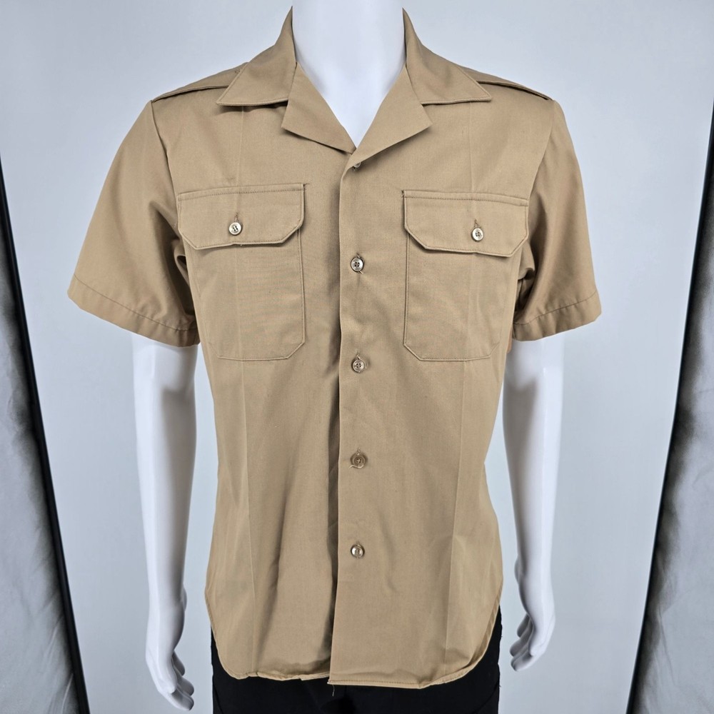 Vintage 1977 U.S. Army Tan 445 Durable Press Short Sleeve Button-Front Shirt (M)