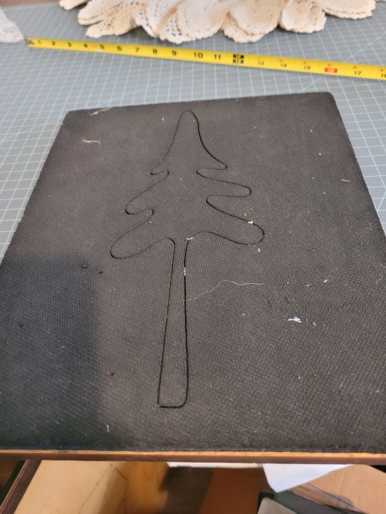 Accucut Cedar tree jumbo studio die