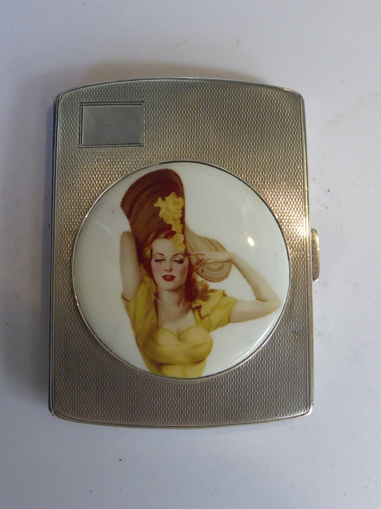 FINE HALLMARKED 1936 SILVER HALLMARKED VARGA GIRL CIGARETTE CASE