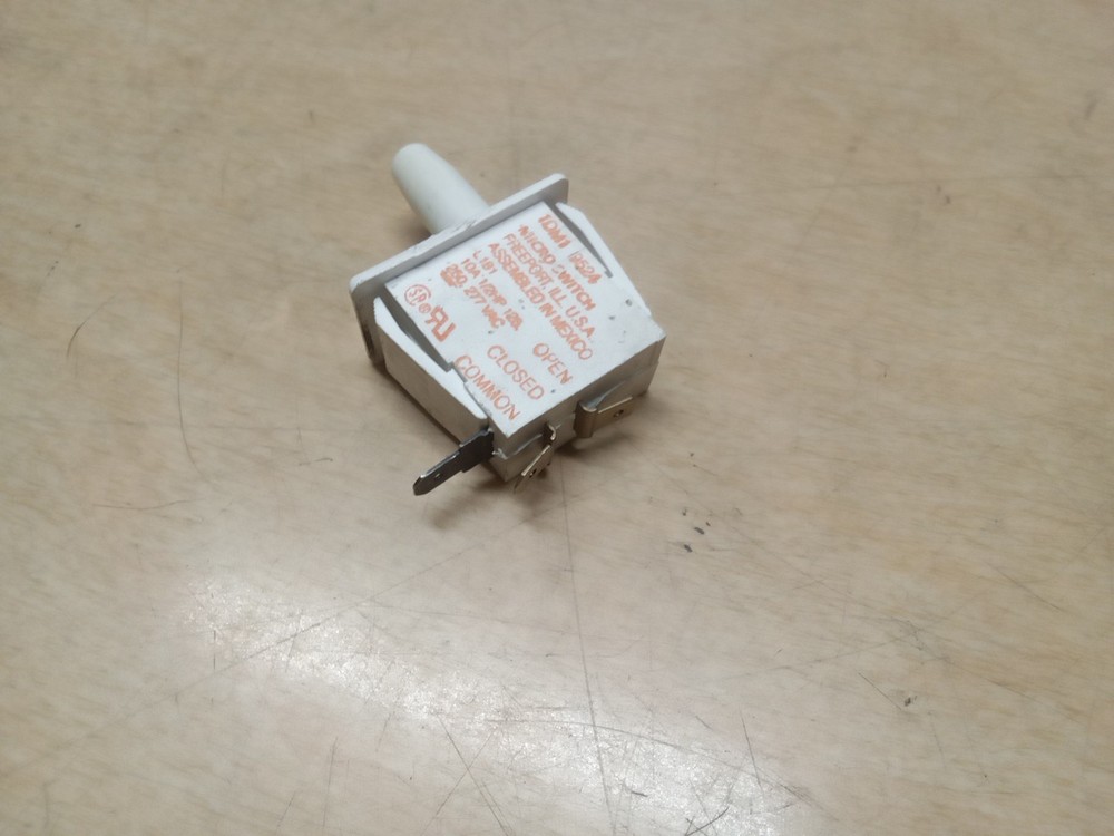 Micro Switch 1DM1 9524 10A Snap Action Switch