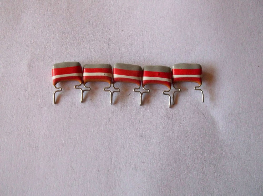 5 .0082uf 10% 250v Mullard Tropical Fish Capacitors