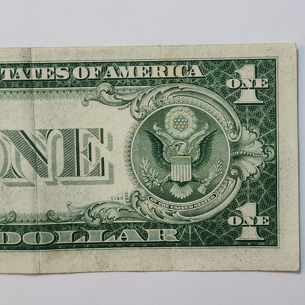 1935-D $1 Dollar Bill Silver Certificate STAR Note - ST-AK2