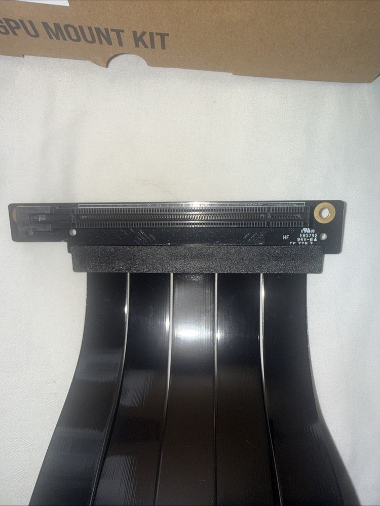 Corsair 6500d - 6500x vertical gpu mount