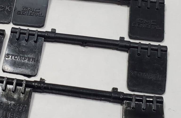 Schaper Stomper Semi replacement molded mudflaps Kenworth