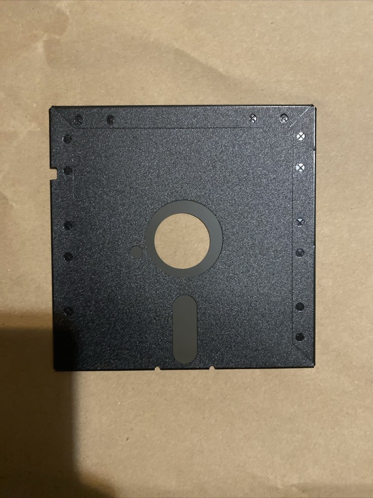 * PC World’s Magazine Volume 1 5.25 Floppy Disk Utility Programs &Tips Powerbase