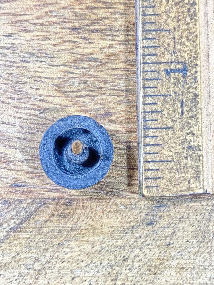 Old Rubber Clock Pad (KD1667)