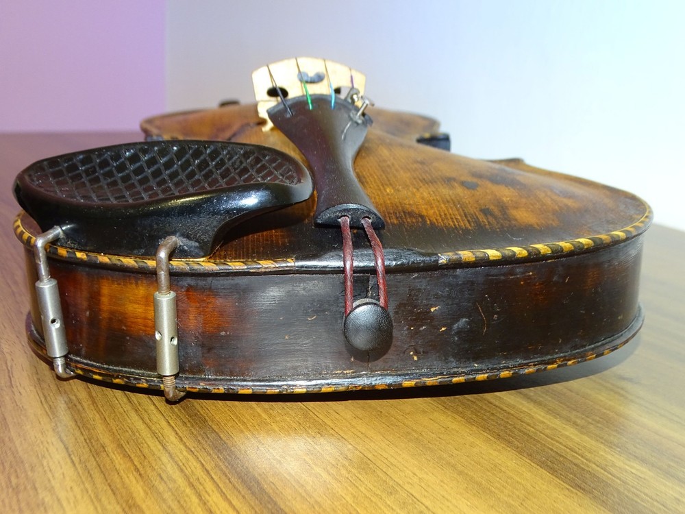 VIOLIN WITH CAT HEAD - model STAINER (Nr. 525)