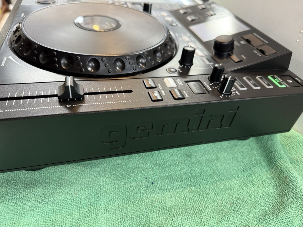 Gemini CDJ-700 Media Player CD/MP3/SD/USB