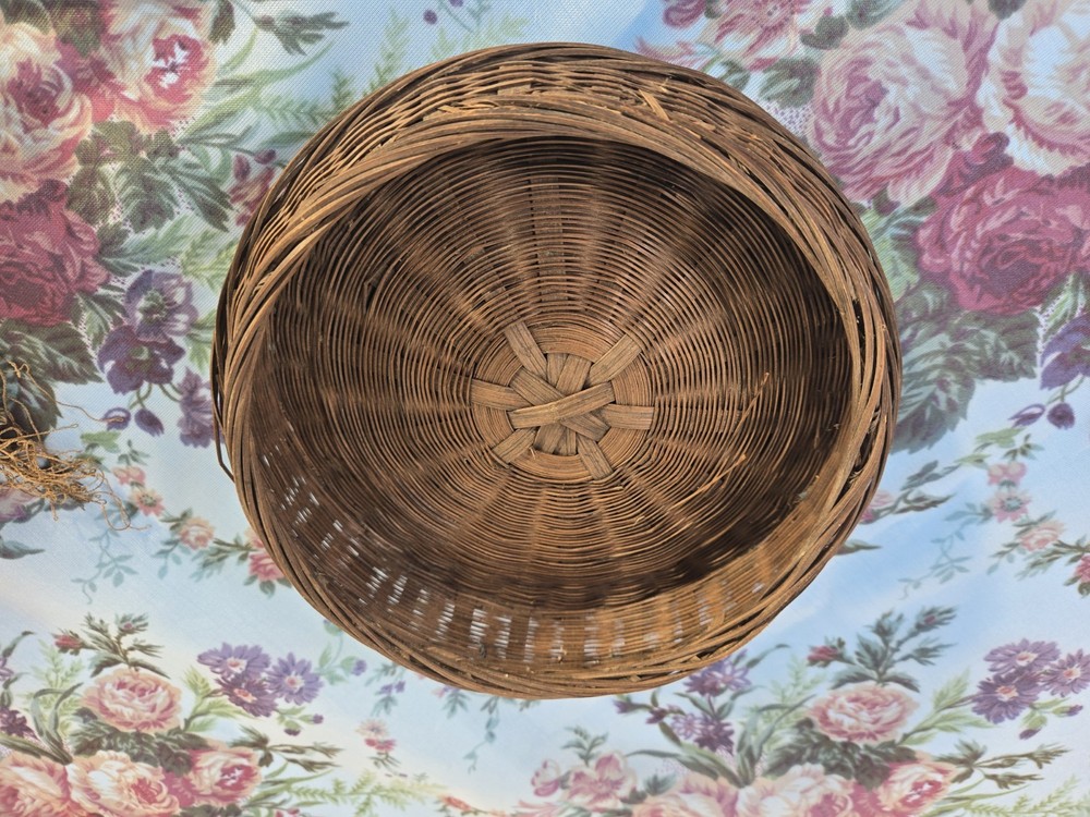 Vintage Wicker Chinese Sewing Basket