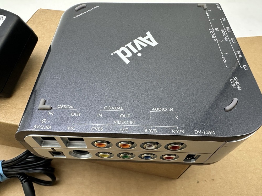 Breakout Box Avid Liquid Edition Pro Pinnacle Systems, USB / Firewire