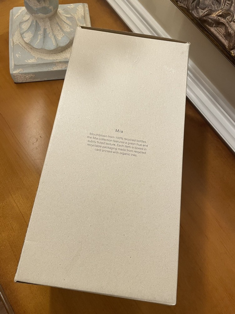 LSA Mia Vase NIB Read