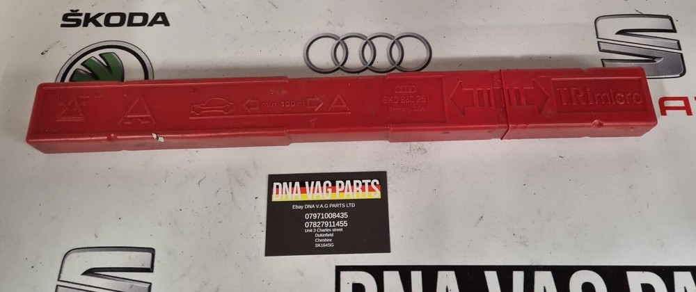 AUDI A3 8P 2010 HAZARD WARNING TRIANGLE 8K0860251