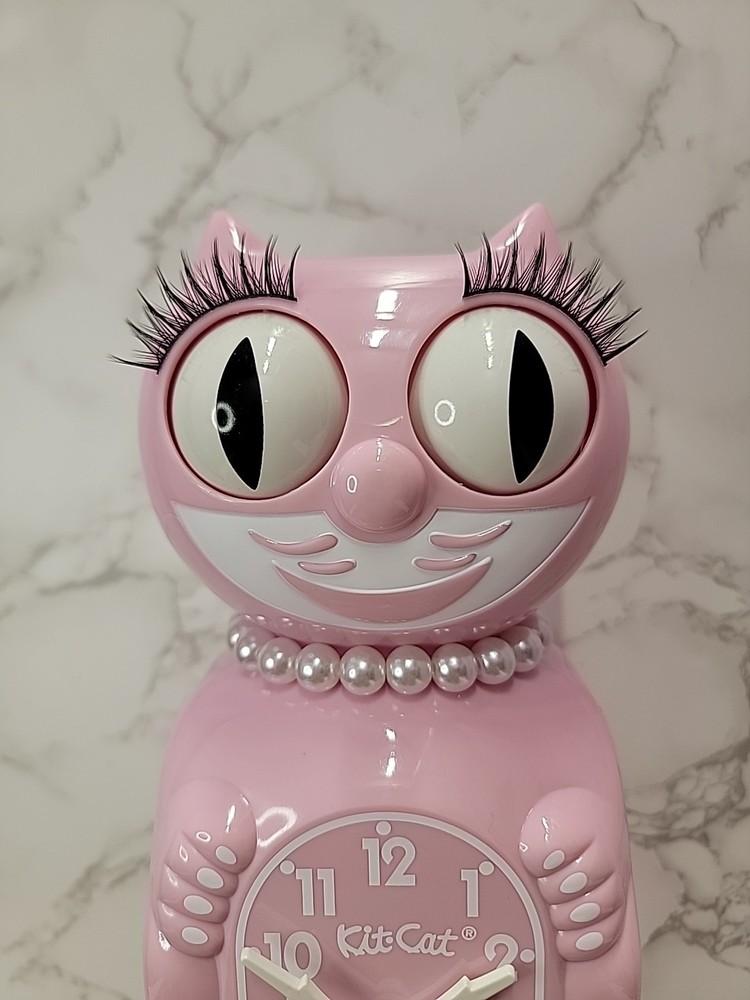 Pink Satin Lady Kit Cat Klock Clock Display model