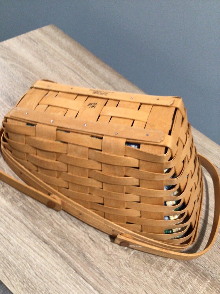 Longaberger Two Handled Fruit Vegetable Bread Basket 1996