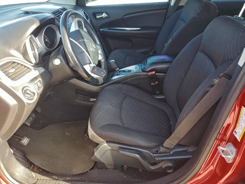 JOURNEY 2015 Glove Box 4963619