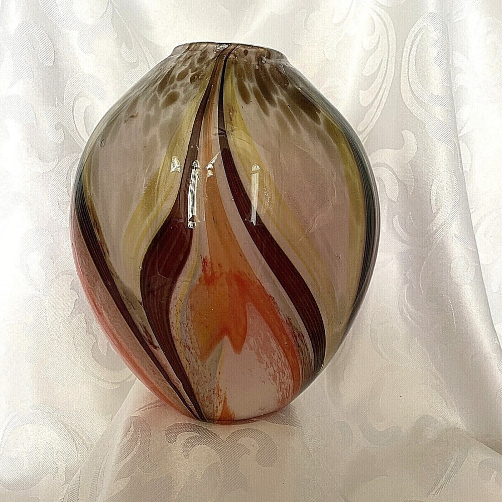 STUNNING LARGE PILLOW VASE