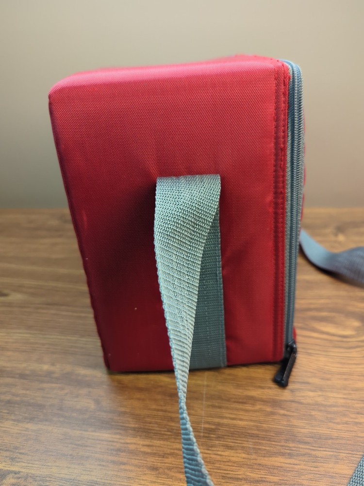 CD storage & carrying case, from Coast, holds 30 CD's, good shoulder strap