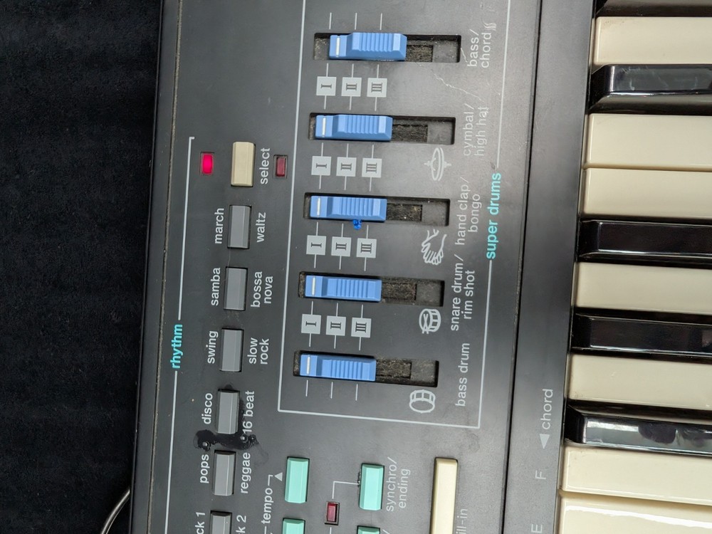 Casio Casiotone MT-220 Keyboard Electronic Piano Synth - Tested Working