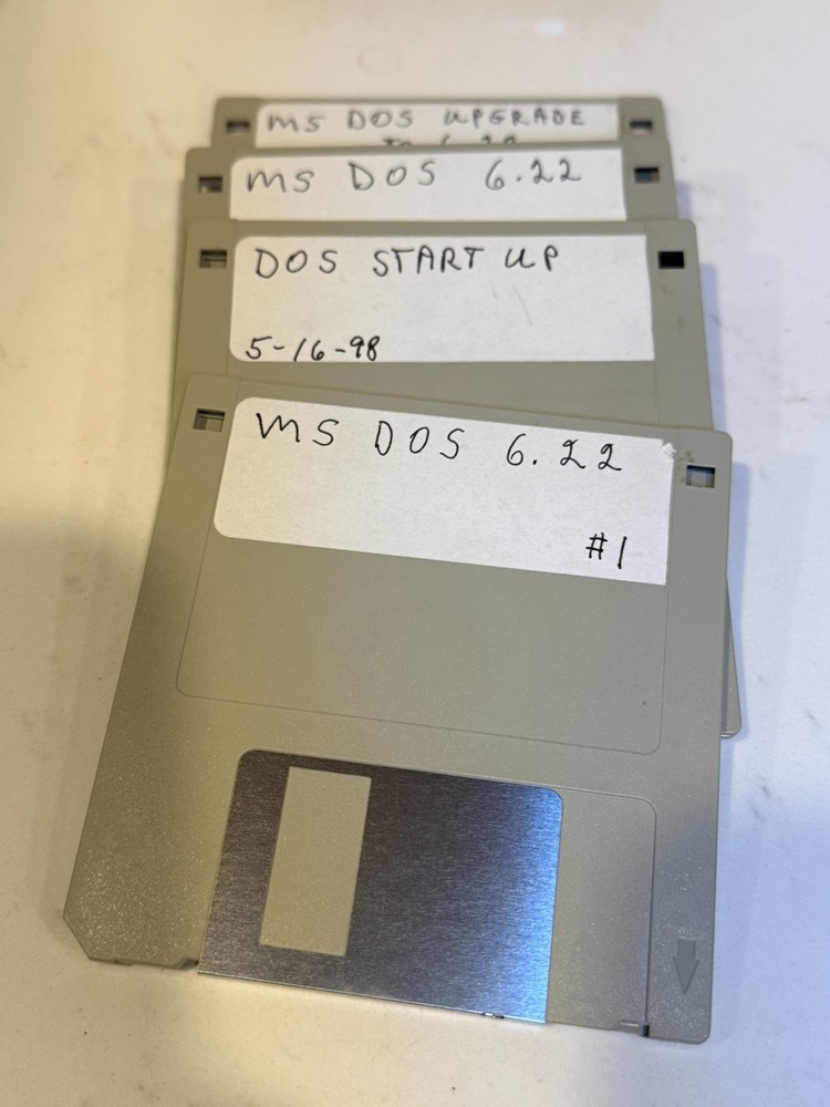 Vintage PC 3.5 Floppy Disk Software OS Programs 3 1/2 Inch DOS Windows