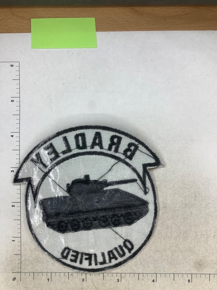 US ARMY BRADLEY QUALIFIED PATCH