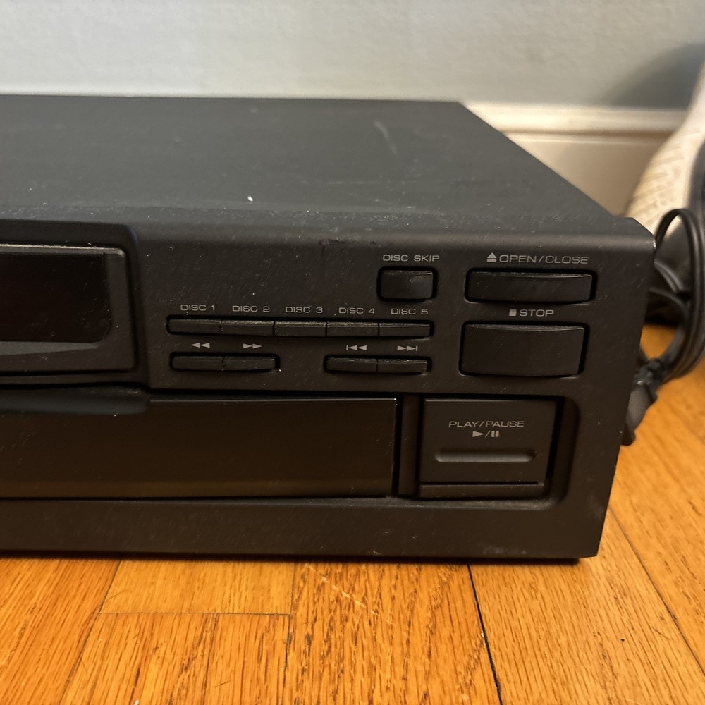 Kenwood DP-R896 Multiple 5 Disc Carousel Multi Disc CD Changer No Remote