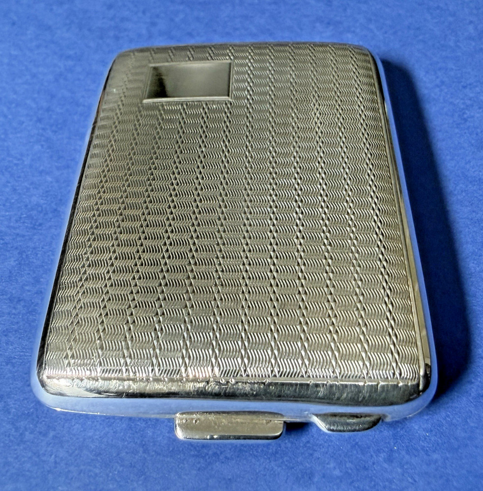 SOLID SILVER ENGINE TURNED BOOK MATCH HOLDER B'HAM 1926 BY FREDRICK FIELD